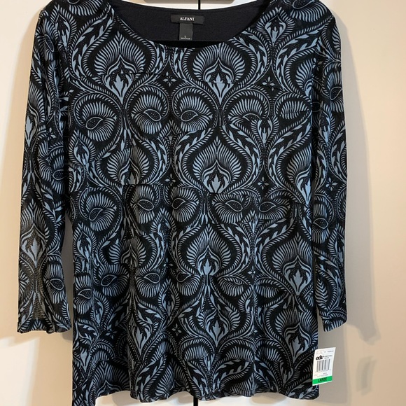 Alfani NWT tiered blue lined top size Large - Picture 1 of 8